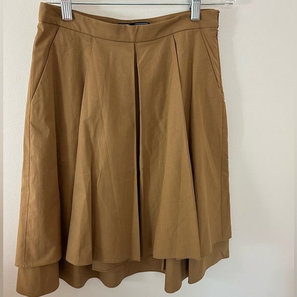 Salvatore Ferragamo Womens Skirt Size 2 Tan Pleated High Waist Office Academia - Picture 1 of 5